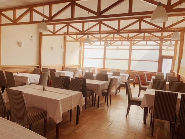 Riviera Park Hotel Balatonfoldvar Ngoại thất bức ảnh