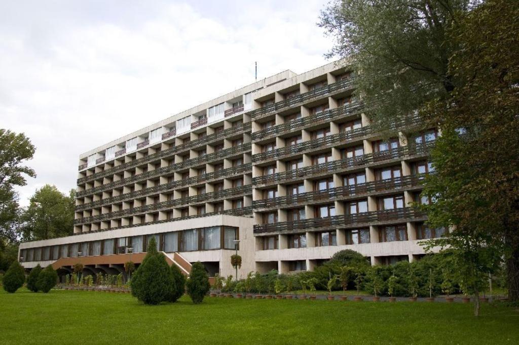 Riviera Park Hotel Balatonfoldvar Ngoại thất bức ảnh